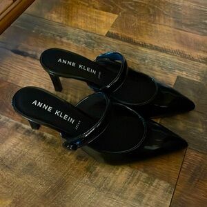 Anne Klein Iflex shoes
